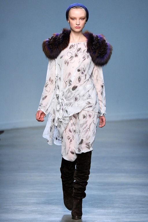 Wearable Trends: Vanessa Bruno Ready-To-Wear Fall 2011, Paris Fashion Week